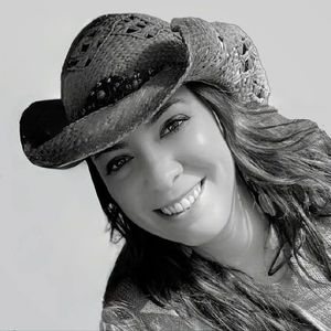 Meet your Posher, Lindsey